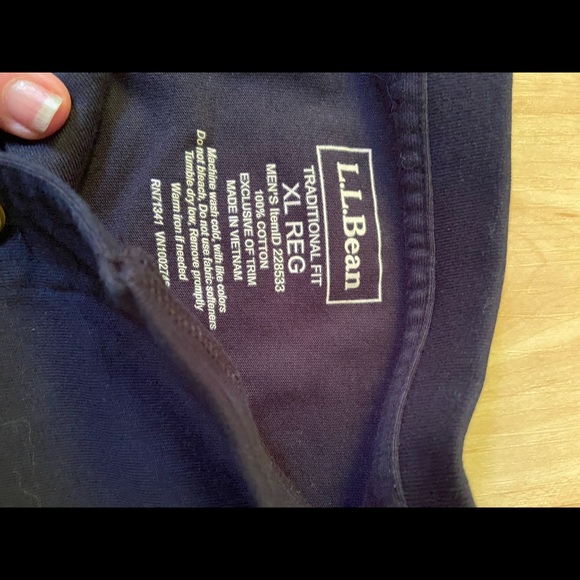 Men’s LLBean Henley Shirt - Picture 3 of 3